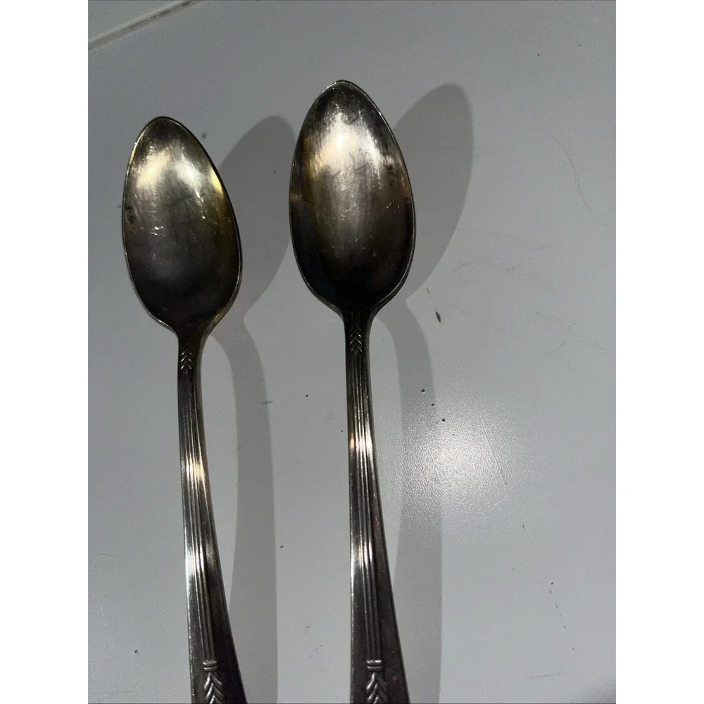 2 Teaspoon‎ Tea Spoon Allure Wm Rogers 1939 International Silver Silverplate